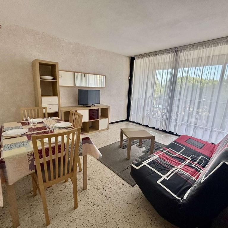 Appartement T2 climatisé à 100m de la plage - 4 Couchages AR390-216 - Apartment - 2