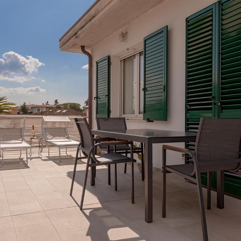 Domio - Elegante oasi con Terrazza - Two-Bedroom Apartment - 6