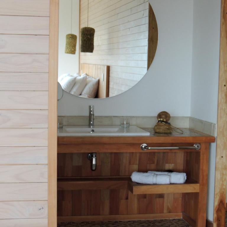 Hotel Simple Patagonia - Corner Double Room with Sea View - 2