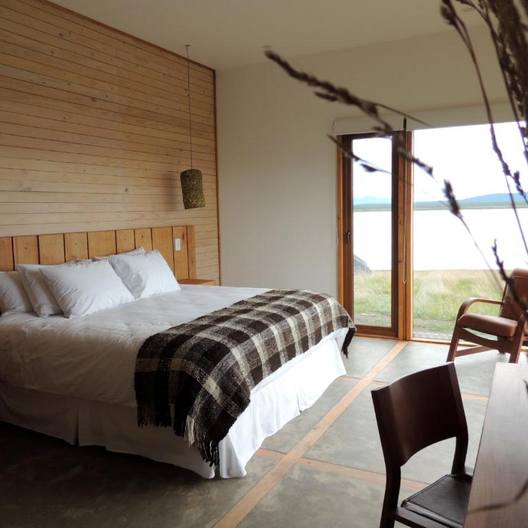 Hotel Simple Patagonia - Superior Double or Twin Room with Sea View - 2