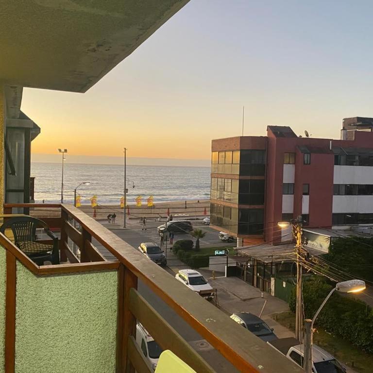 Arriendo departamento Reñaca centro a pasos de la playa - Two-Bedroom Apartment - 1