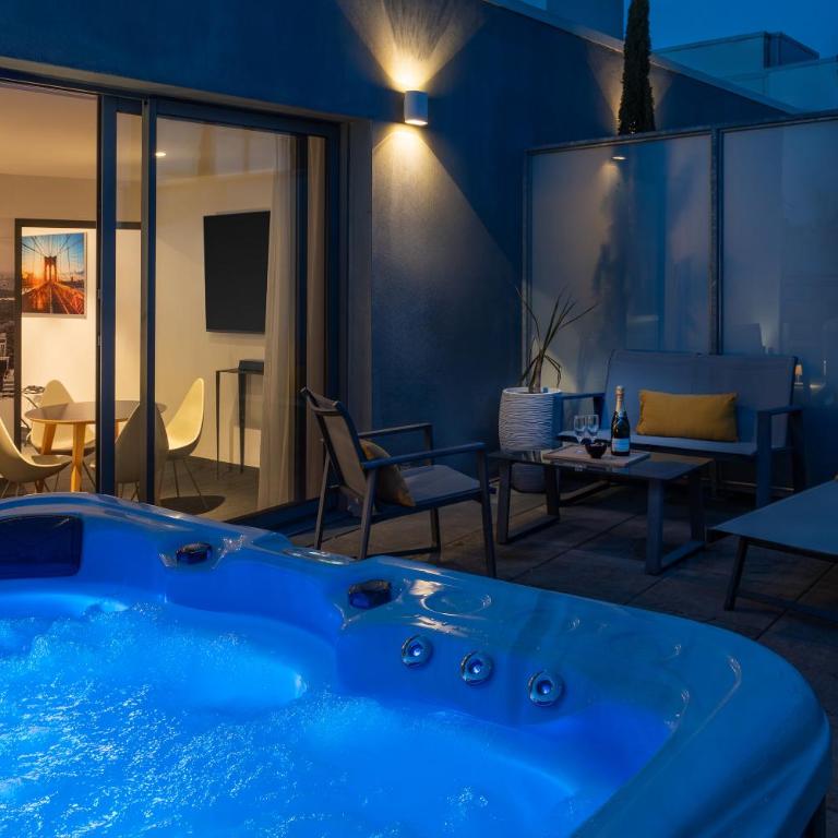 BW Plus Central Park Hotel & Spa - Suite Lit King-Size avec Baignoire d’Hydromassage et Terrasse - Non-Fumeurs - 7
