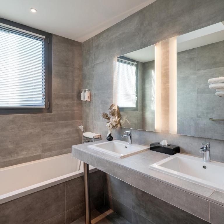 BW Plus Central Park Hotel & Spa - Suite Lit King-Size avec Baignoire d’Hydromassage et Terrasse - Non-Fumeurs - 6