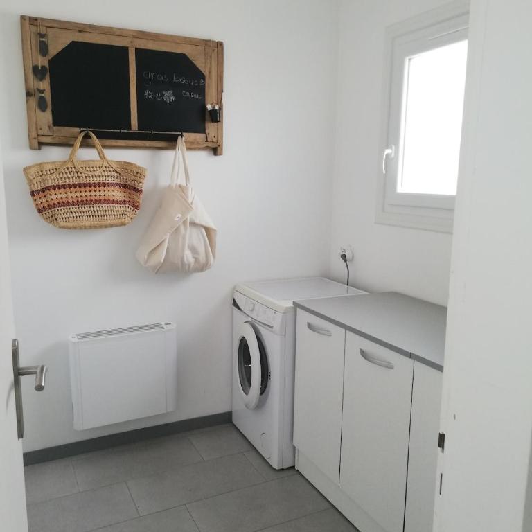 Maison 2 chambres sur terrain clos proche mer - Two-Bedroom House - 15