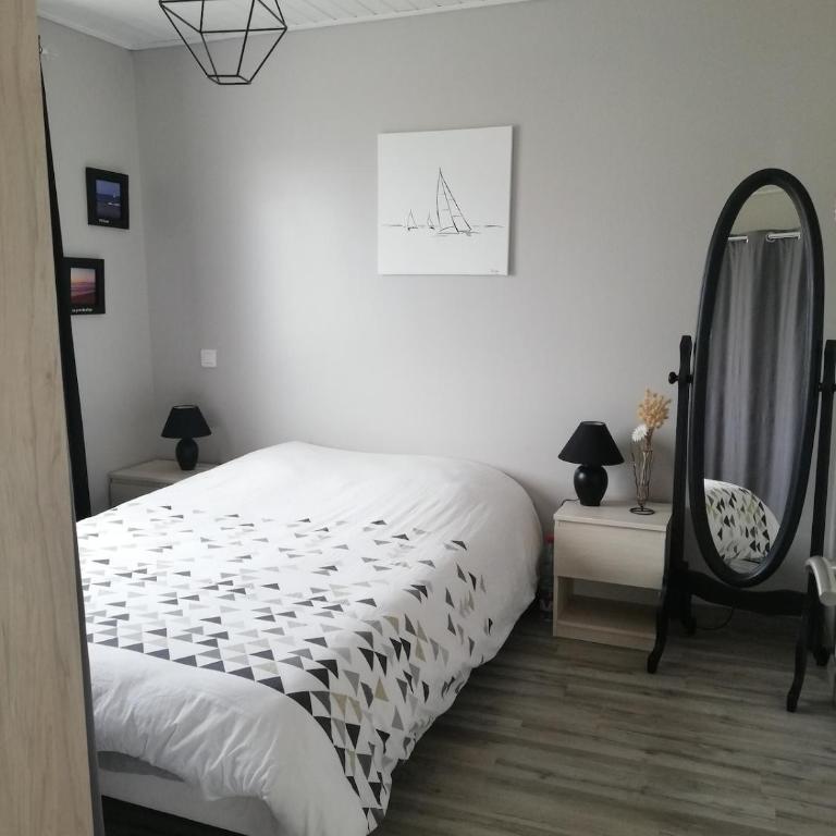 Maison 2 chambres sur terrain clos proche mer - Two-Bedroom House - 19