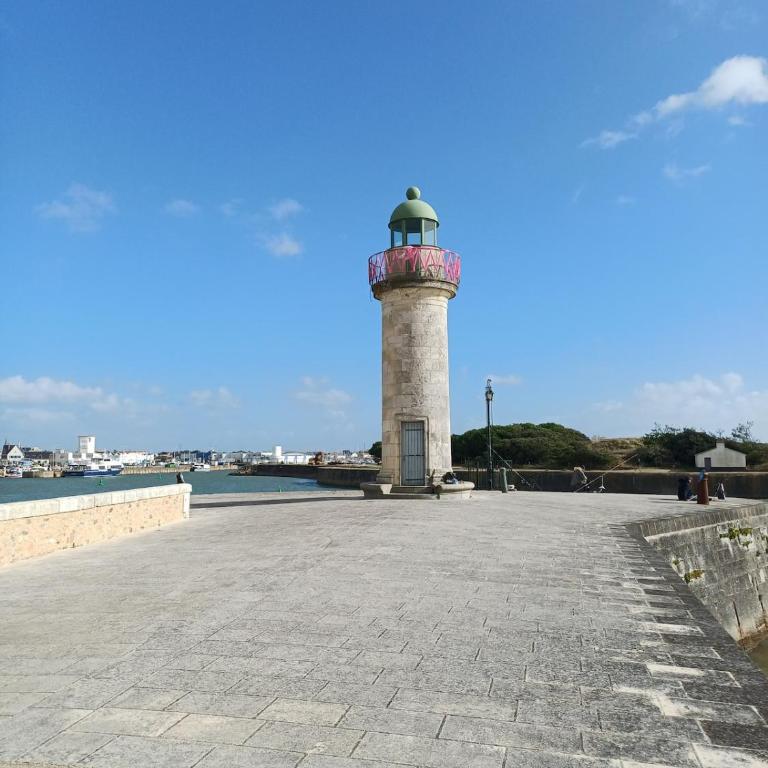 Maison 2 chambres sur terrain clos proche mer - Two-Bedroom House - 31