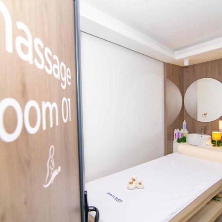 Andonovic Lux - One-Bedroom Apartment - 53
