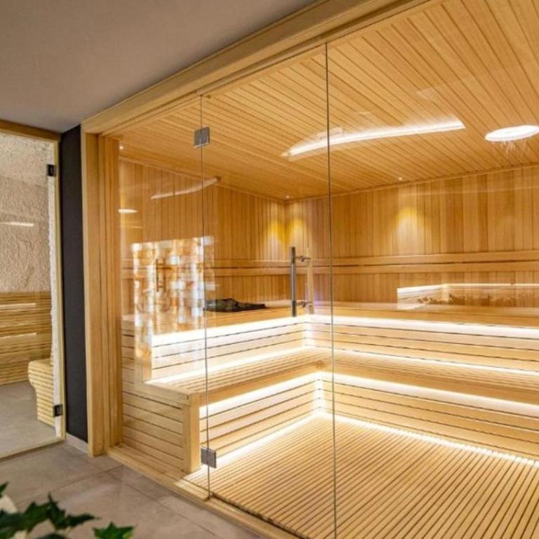 Andonovic Lux - One-Bedroom Apartment - 63