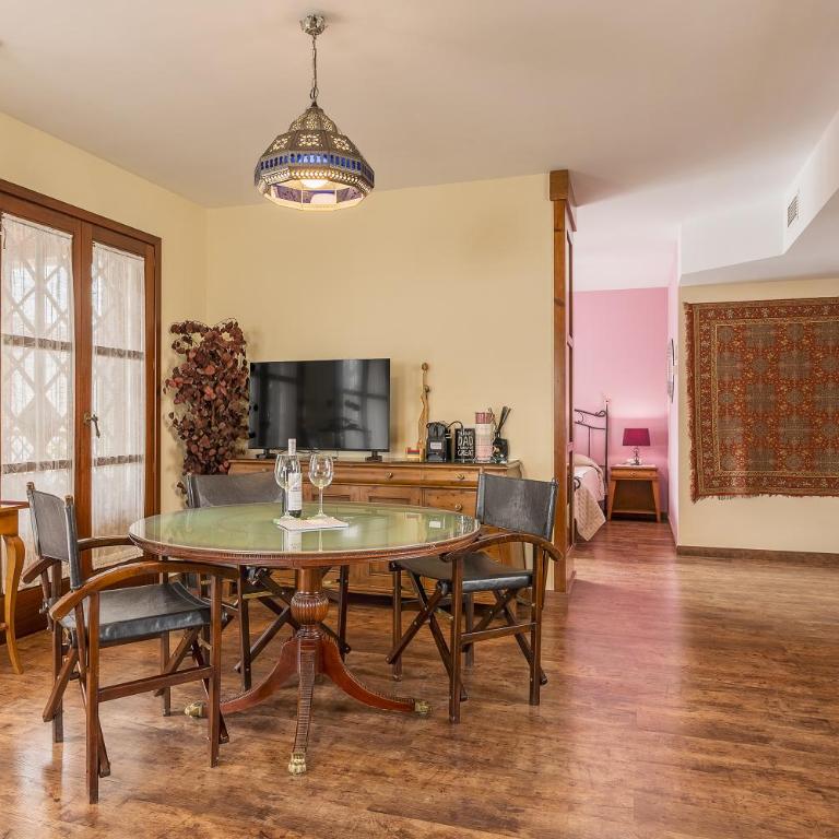 Luminoso Alhambra View Suite - El Laurel - Two-Bedroom Apartment - 3