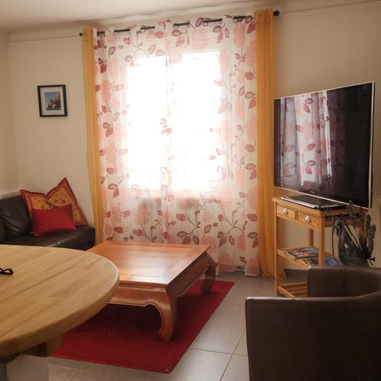 Logement entier dans un espace de verdure - Appartamento con 1 Camera da Letto e con Giardino - 10