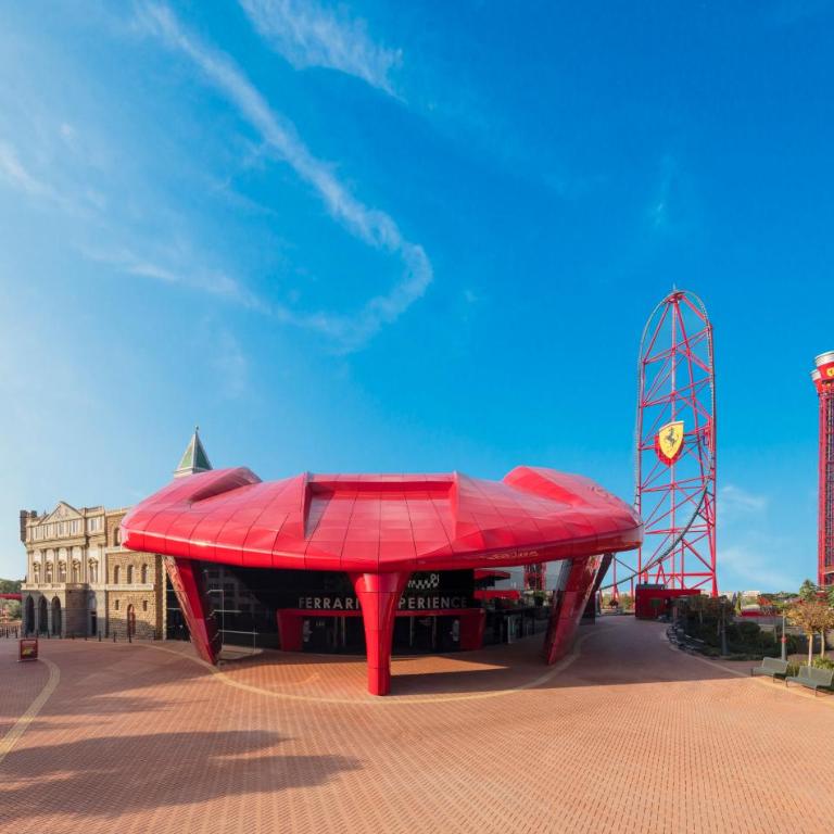PortAventura Hotel El Paso - Includes unlimited access to PortAventura Park & 1 access to Ferrari Land - Habitación Estándar con acceso a PortAventura Park (2 adultos + 1 niño) + 1 ticket para Ferrari Land - 6