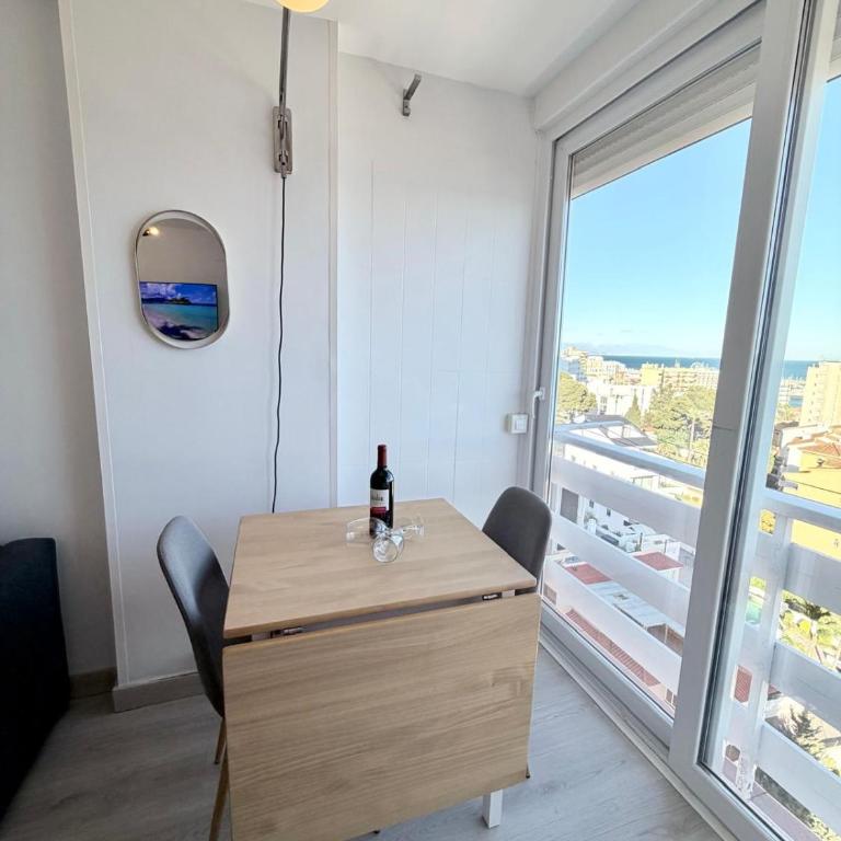 Sunny Studio With Beautifull Seaviews - Studio Apartment with One Double Bed - 9