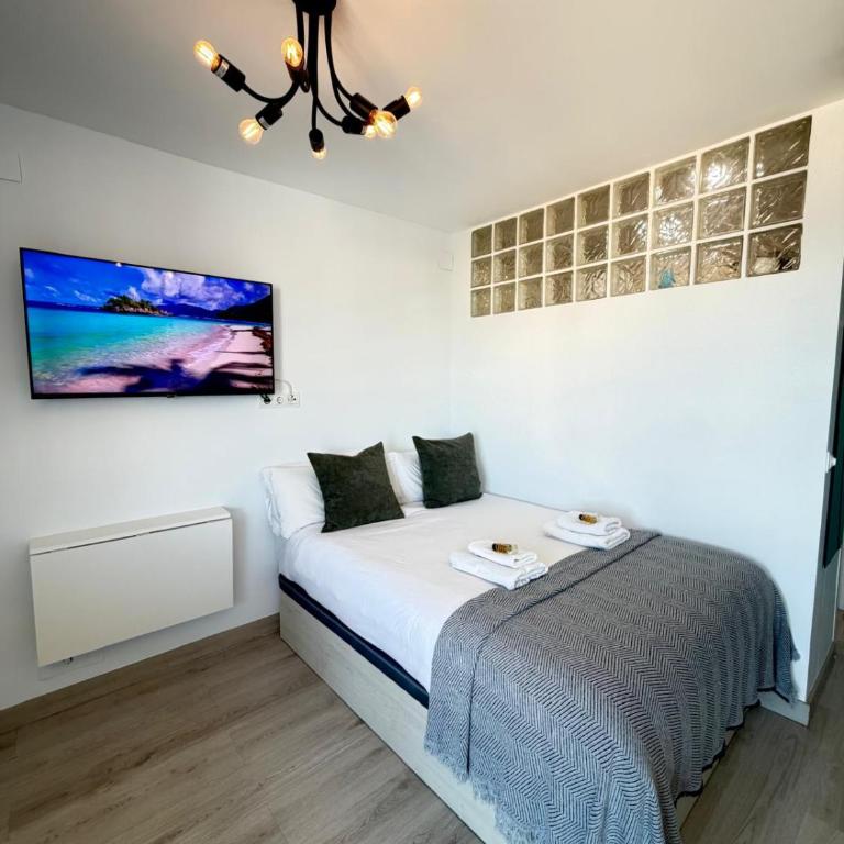 Sunny Studio With Beautifull Seaviews - Studio Apartment with One Double Bed - 6