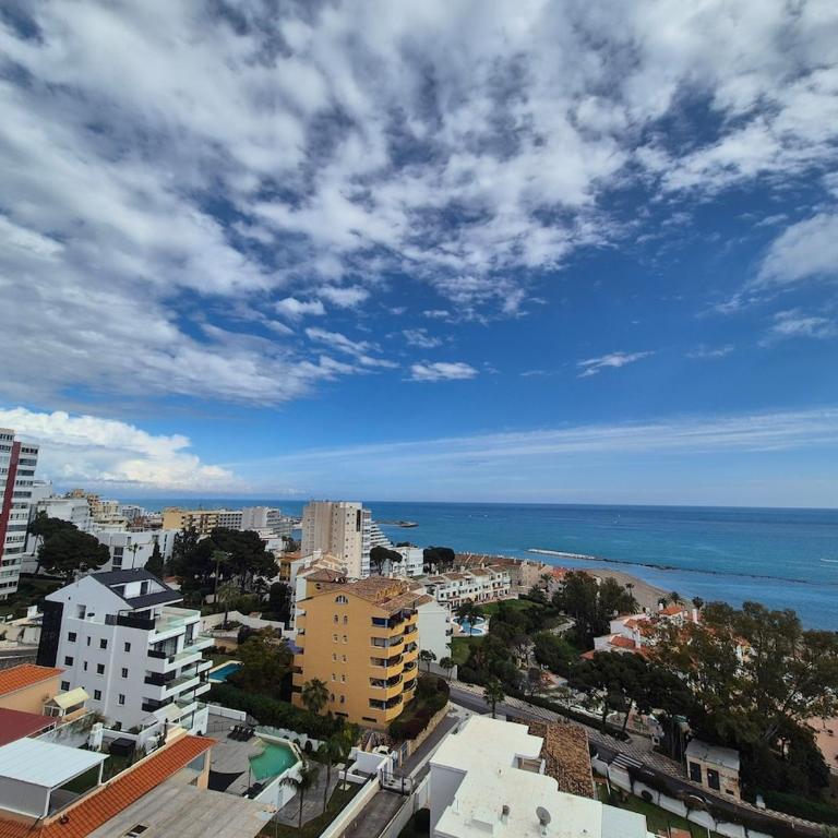 Sunny Studio With Beautifull Seaviews - Studio Apartment with One Double Bed - 23