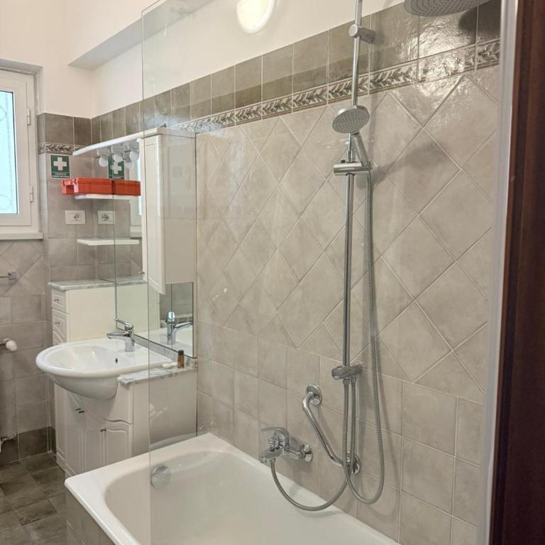 Dimora 247 - Appartamento con 2 Camere da Letto - 5