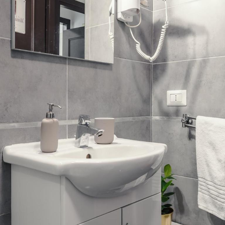 Art Deluxe Rooms - Vatican - Appartamento con 2 Camere da Letto - 23