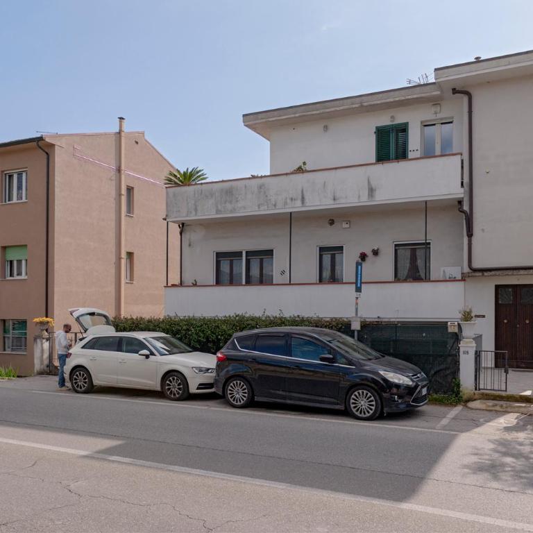 Domio - Elegante oasi con Terrazza - Two-Bedroom Apartment - 34