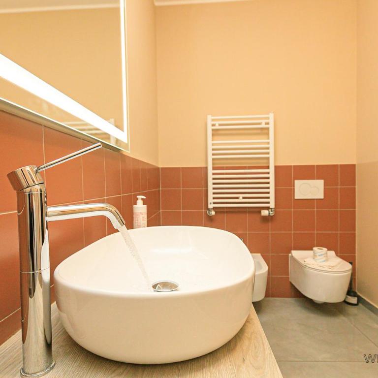 Centro Storico Apartments R5 RUBINO - Appartamento Suite - 8
