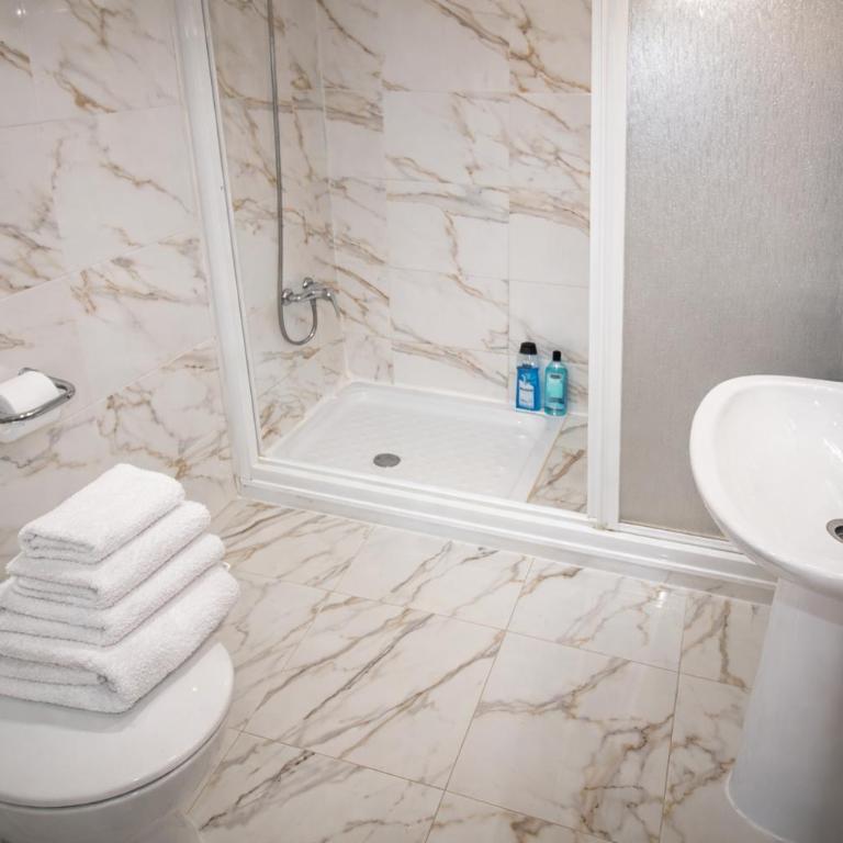 Romana Pool View PET FRIENDLY - Albert Villas - Apartment with Pool View - 25