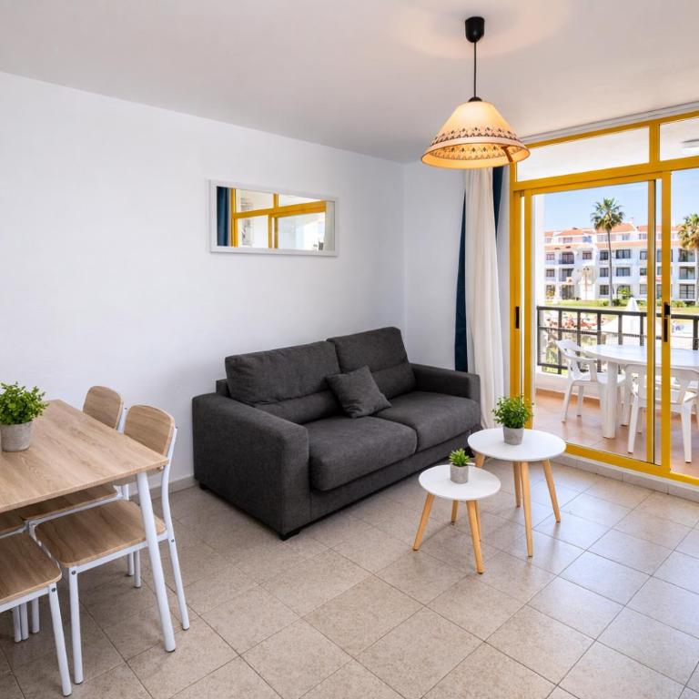 Romana Pool View PET FRIENDLY - Albert Villas - Apartment with Pool View - 2