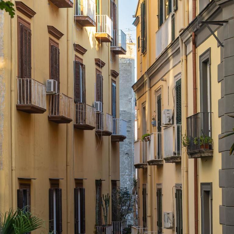 Portico 75 - Appartamento con 2 Camere da Letto e Balcone - 35