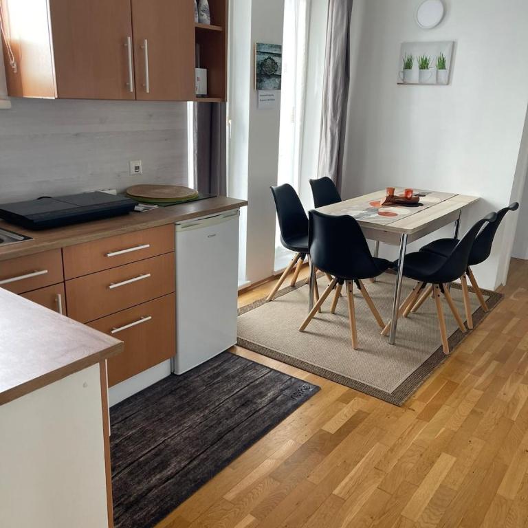 Stylisches Haus in Klagenfurt mit Bergblick - Ferienhaus mit 3 Schlafzimmern - 8