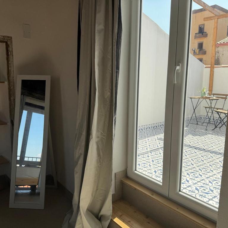 Cristina's house Terrace in historical centre - Appartamento con 1 Camera da Letto - 11