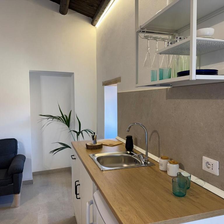 Cristina's house Terrace in historical centre - Appartamento con 1 Camera da Letto - 36