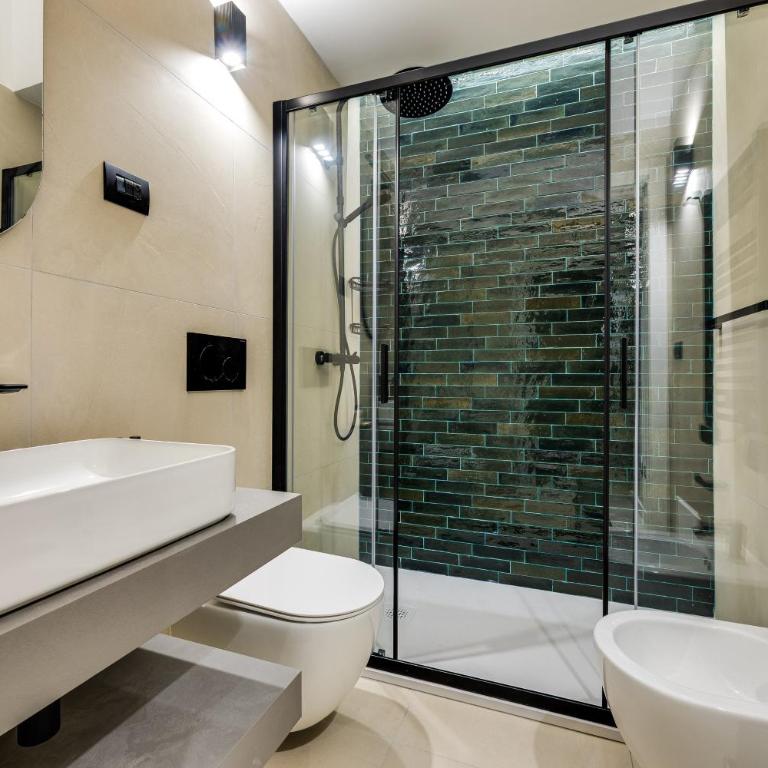 Romana Experience - Large Double Room - 8
