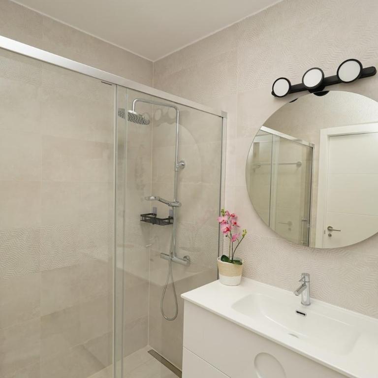 Gran Canaria Apartment Casa June in Puerto Rico Center - Two-Bedroom House - 25