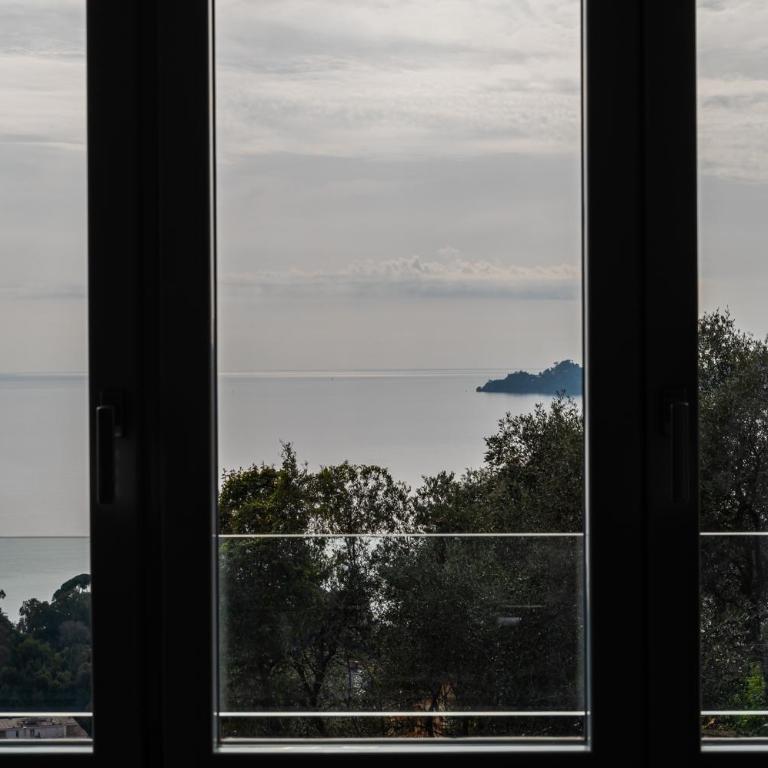 Rapallo - Vista mare panoramica con piscina - Appartamento con 1 Camera da Letto - 11