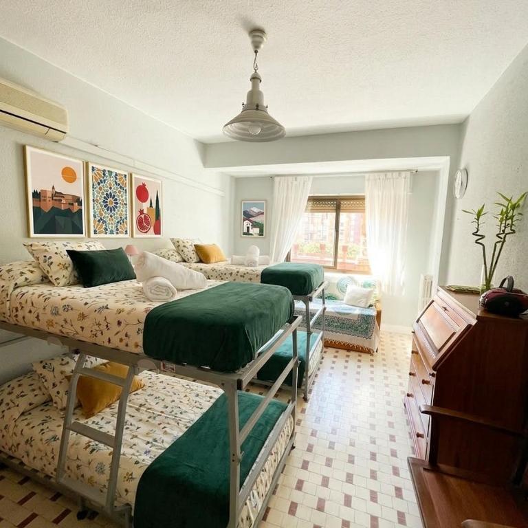 Apartamento en el centro - Three-Bedroom Apartment - 5