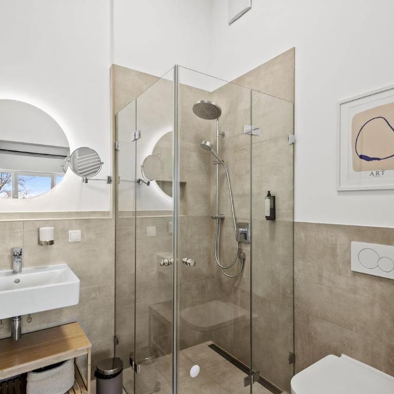SKYRISE Apartments mit Küche, WLAN & Parkplatz - ruhige Lage - Studio - 12