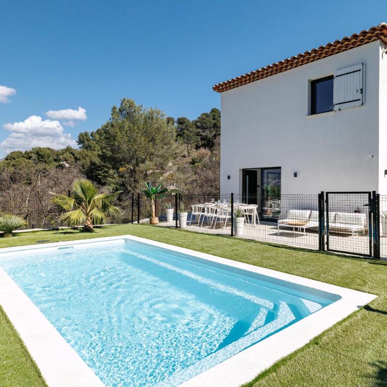 Villa Riviera - Nouveaute entre mer et montagnes - Villa - 2