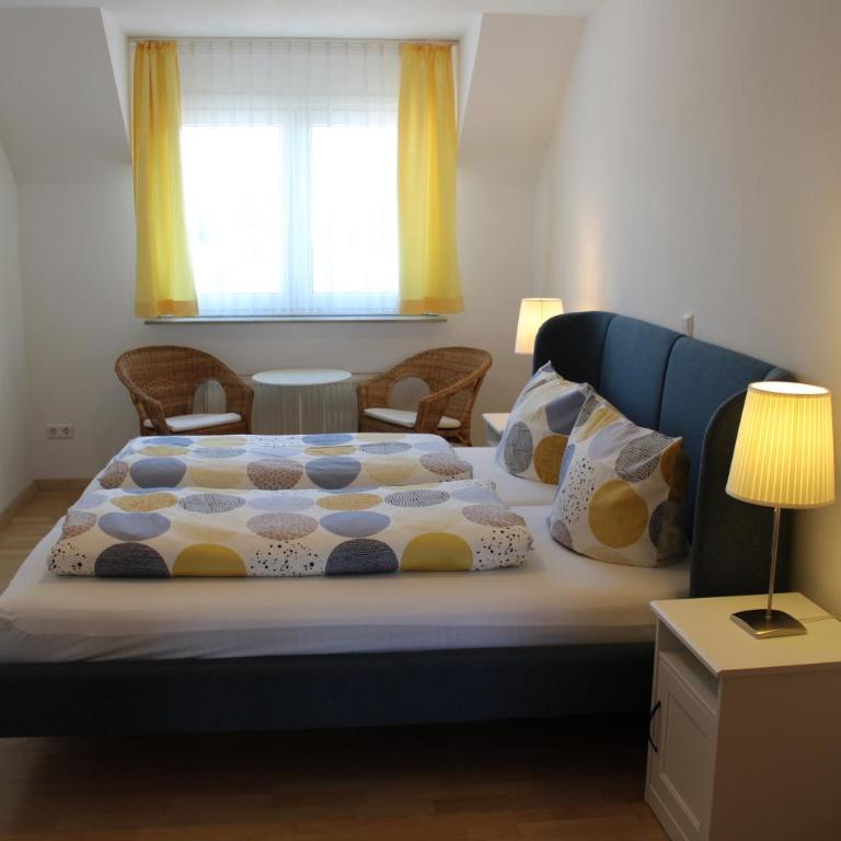 Ferienhof Schöngarten, Sonja & Stefan Büchele GbR - Two-Bedroom Apartment with Mountain View - 18