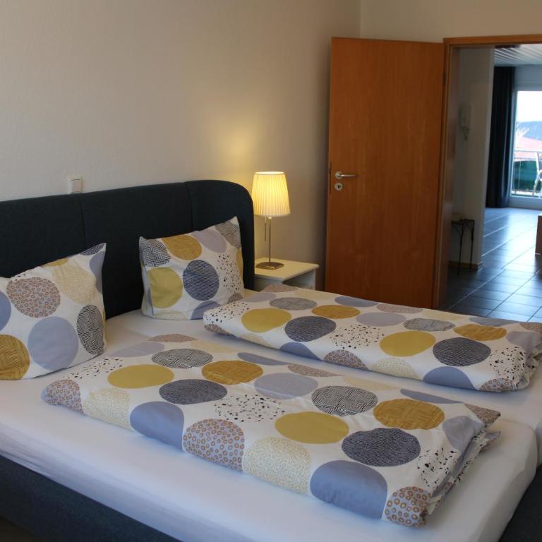 Ferienhof Schöngarten, Sonja & Stefan Büchele GbR - Two-Bedroom Apartment with Mountain View - 23