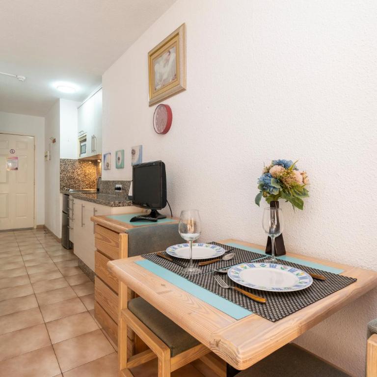 Studio Apartment Los Cristianos - Apartamento Estudio con balcón - 7