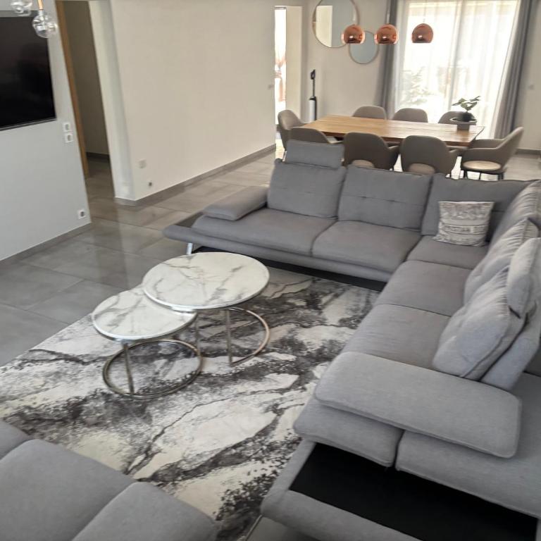 Villa luxueuse et Moderne avec piscine ! - Villa - 19