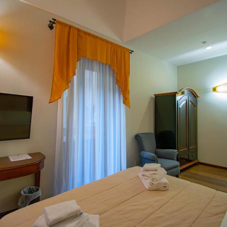 Hotel La Plumeria - Camera Matrimoniale Deluxe - 2
