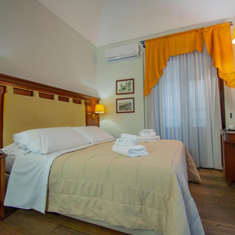 Hotel La Plumeria - Camera Matrimoniale Deluxe - 3