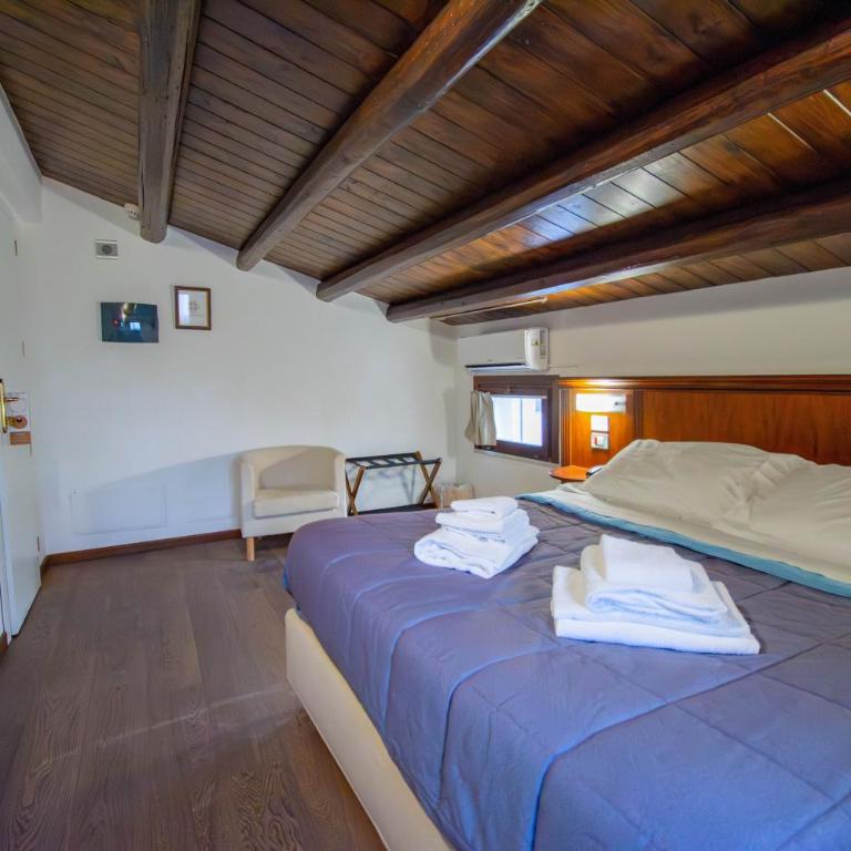 Hotel La Plumeria - Camera Matrimoniale con Balcone - 7