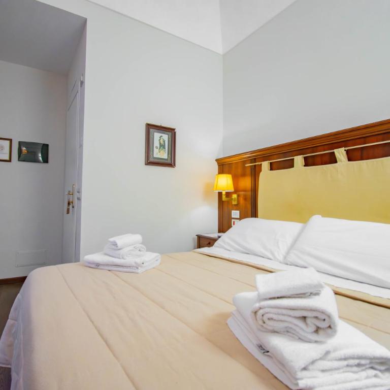Hotel La Plumeria - Camera Matrimoniale Standard - 8