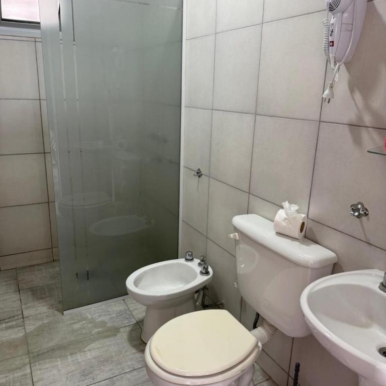Hospedaje Familiar el Nispero Alojamiento en Oncativo - Two-Bedroom Apartment - 3