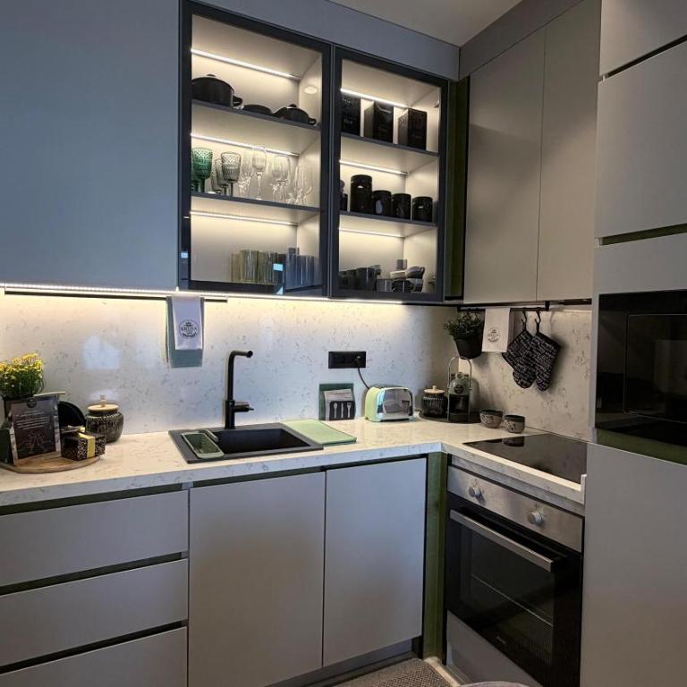 KRUNA 406 Luxury Sea View Apartment with Parking, Minibar, Spa & Beach, Bečići - Apartman sa 1 Spavaćom Sobom - 11