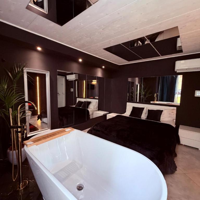Ama Suite Romantic Spa - One-Bedroom Apartment - 9