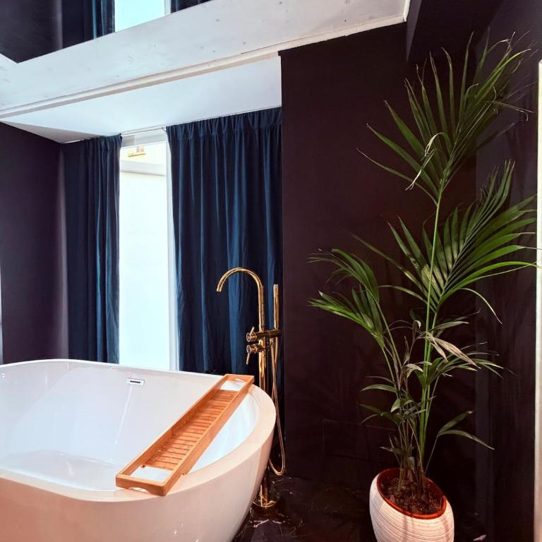 Ama Suite Romantic Spa - One-Bedroom Apartment - 16