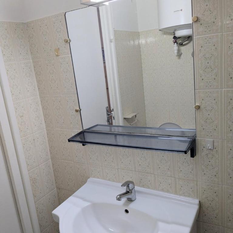 studio en rez-de-chaussée avec balcon à proximité des thermes en centre-ville - Apartment mit 1 Schlafzimmer - 11