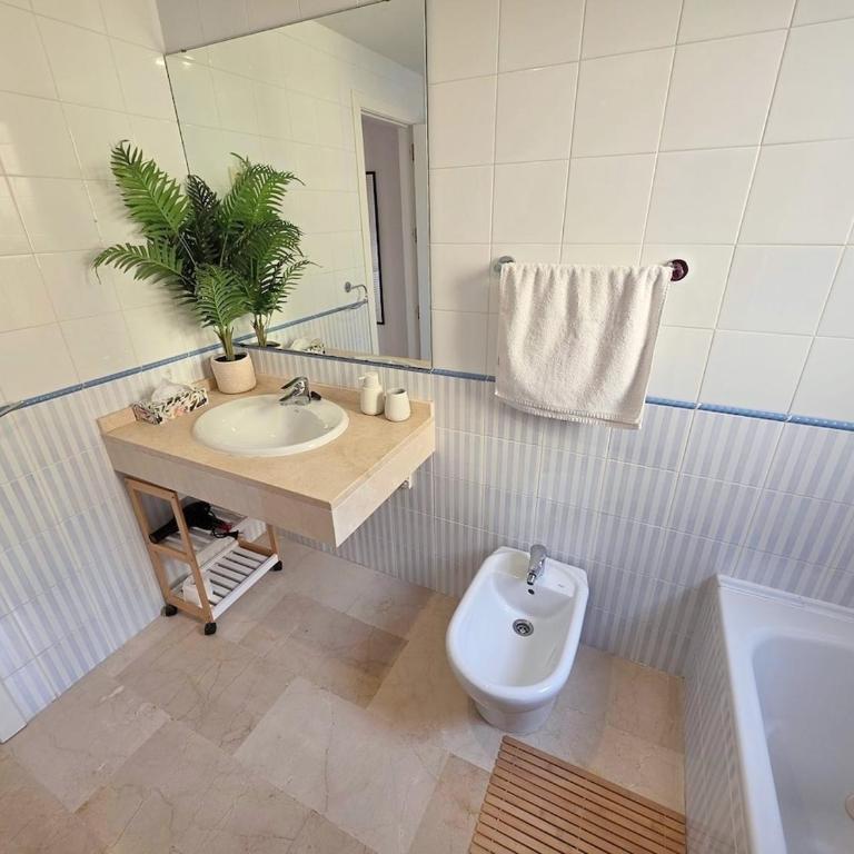 Queen Marie - Golf, Parking and Pool - Benalmádena - Apartamento de 2 dormitorios - 47