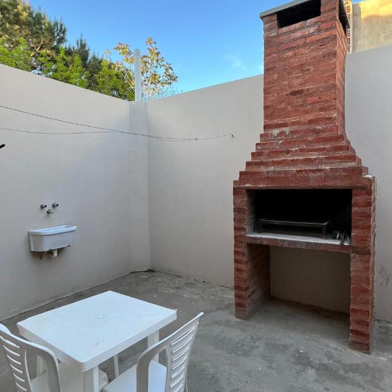 Departamento amplio a 400 metros de la bajada La Rinconada - Apartamento de 1 dormitorio - 7