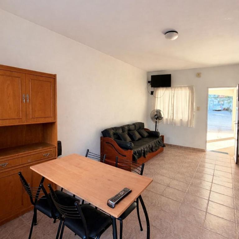 Departamento amplio a 400 metros de la bajada La Rinconada - Apartamento de 1 dormitorio - 1